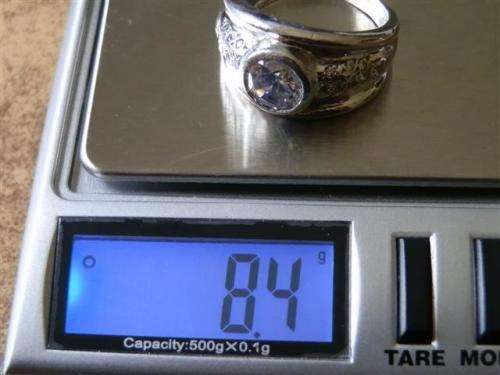 Fabulous Solid Sterling Silver Ring - weight 8.4 g
