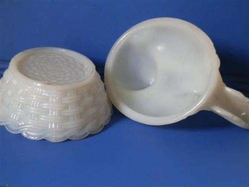 Antique Milk Glass Chicken-shaped Butter Pot