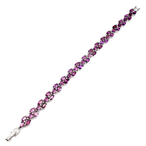 Fascinating Solid Sterling Silver Earth Mined 13 ct Garnet Bracelet - weight 14.04 g