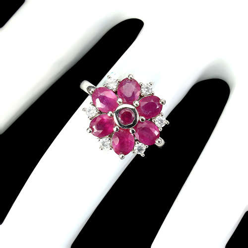 Gorgeous Solid Sterling Silver 3 ct Natural Top Blood Red Ruby Ring - weight 3.93 g