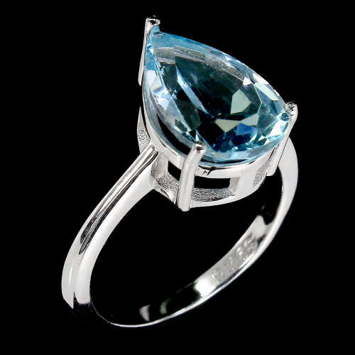 Awesome Solid Sterling Silver 6 ct Natural Sky Blue Topaz Ring