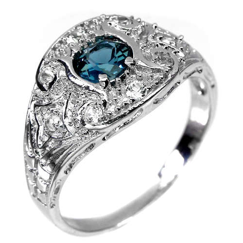 Enchanting Natural London Blue Topaz Solid Sterling Silver Ring - weight 4.32 g