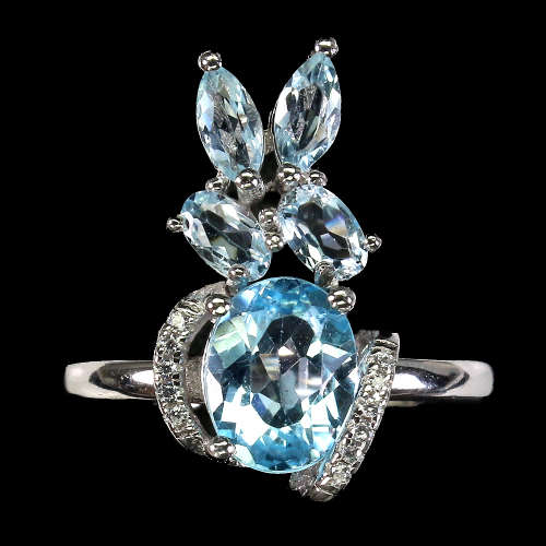 Stunning Natural Sky Blue Topaz Solid Sterling Silver Ring - weight 3.87 g