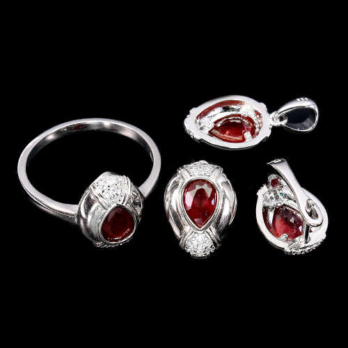 Enchanting Natural Top Blood Red Ruby Solid Sterling Silver Set - weight 8.2 g