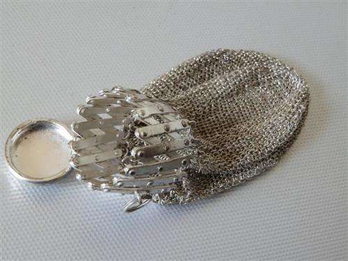 Gorgious Antique Silver Mesh Purse - weight 64 g
