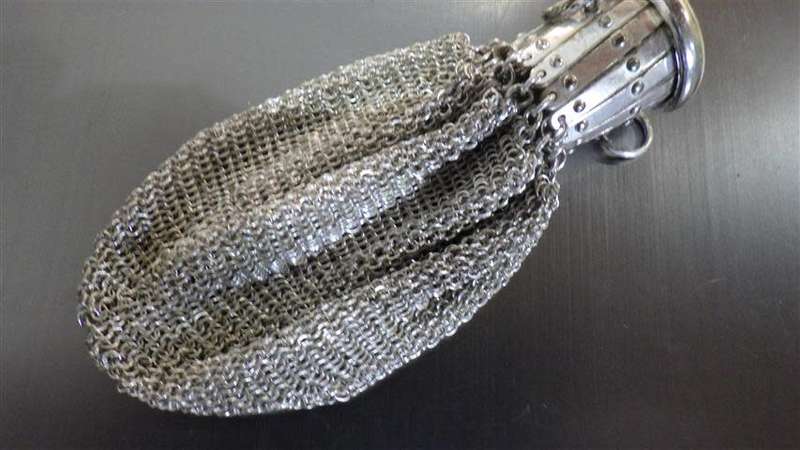 Gorgious Antique Silver Mesh Purse - weight 64 g