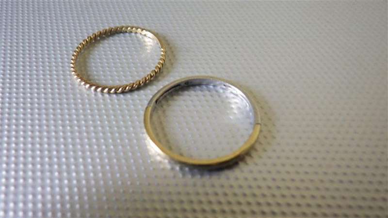 Awesome 9 ct Gold Stack Rings
