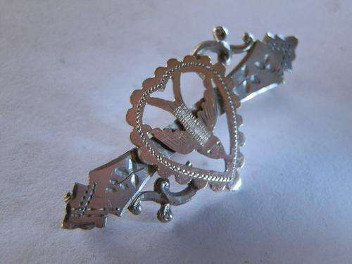 Antique Birmingham hallmarked gold and silver brooch - shipping R35 insured