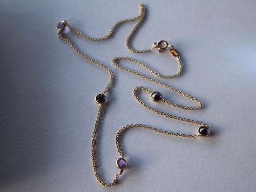 9ct Gold amethyst necklace - shipping R40 insured
