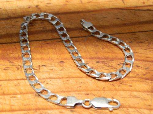 Sterling silver bracelet - shipping R40 insured