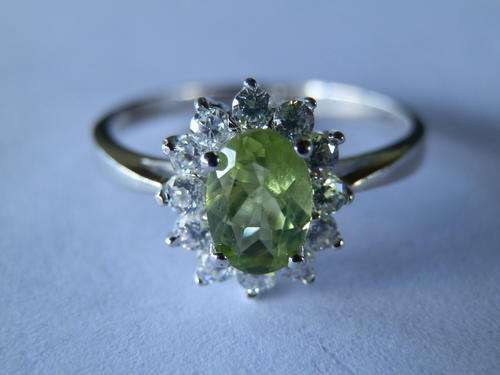 SOLID new sterling silver peridot and white topaz cluster ring