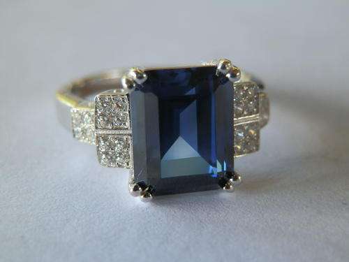 Sterling silver blue sapphire ring