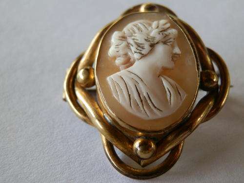 Antique gold Victorian cameo brooch.  Two (2) weeks to pay