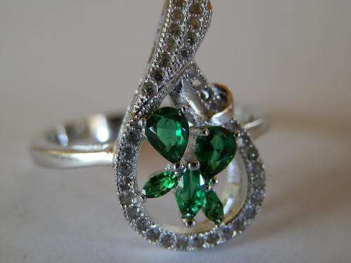 New solid sterling silver emerald quartz and topaz ring - thirty (30) days to pay