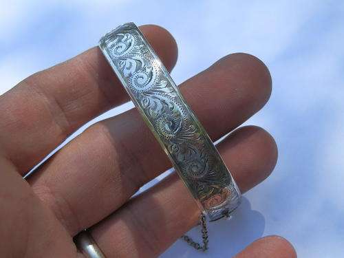 STOCK CLEARANCE!! Heavy - 23.9 gram - solid sterling silver bracelet - thirty (30) days to pay