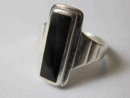 CLEARANCE SALE!!  Vintage sterling silver onyx ring - thirty (30) days to pay