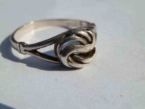 Old vintage sterling silver ring - thirty (30) days to pay