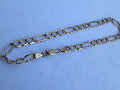 MARKED DOWN!  9ct Gold bracelet - thirty (30) days to pay