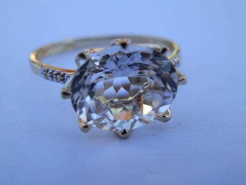 New 9 ct gold white topaz and diamond ring - thirty (30) days to pay