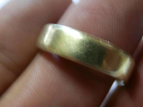 Heavy 9 ct Gold ring - thirty (30) days to pay