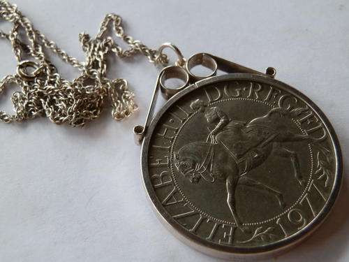 Vintage sterling silver coin pendant and chain - thirty (30) days to pay