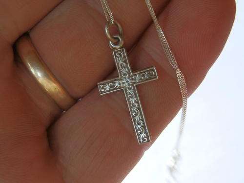 Sterling silver pendant and chain - thirty (30) days to pay