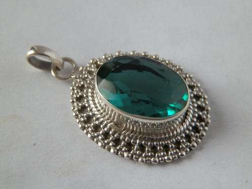 Sterling silver 12 ct apatite pendant - thirty (30) days to pay