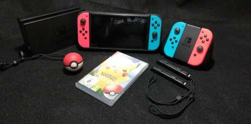 Nintendo Switch v2 32GB, with 2x Joy-Con 3D Cntroller, Pokemon Let`s Go + Pokeball Monster Ball
