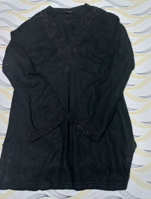 Ladies Truworts top