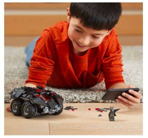 LEGO 76112 DC Super Heroes App-Controlled Batmobile (Discontinued by Manufacturer 2018) Very Rare