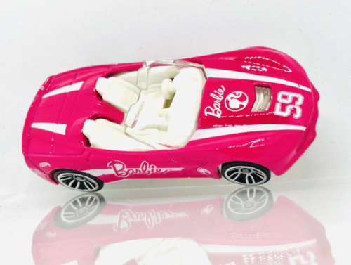 Hot Wheels `14 Corvette Stingray Barbie