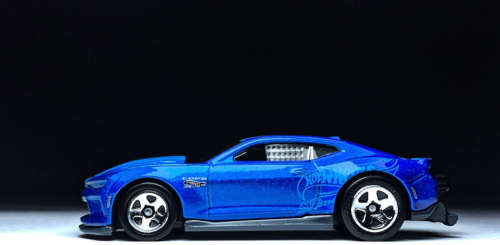 Hot Wheels 16 Copo Carmaro SS