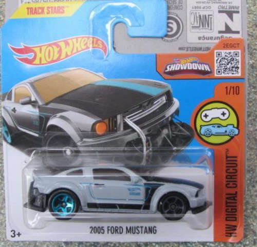 Hot Wheels 2005 Ford Mustang (2016)