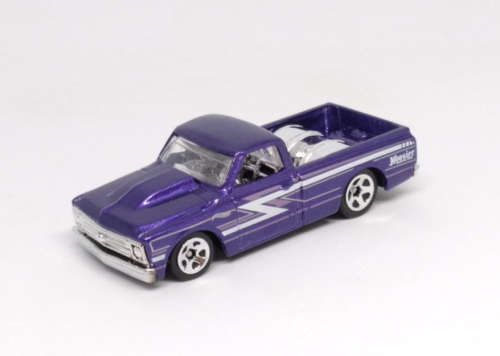 Hot Wheels `67 Chevy C10