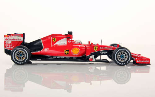 Formula One 2015 F1 Ferrari SF15T Racing Signed By Kimi Raikkonen and Sebastian Vettel Bburago 1:43