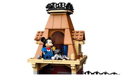 LEGO 71044 Disney Train and Station (Discontinued by Manufacturer 2019) Collectors Grail
