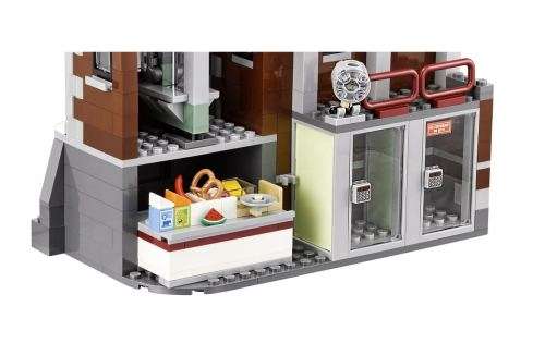 Lego 70912 Arkham Asylum (Discontinued by Manufacturer 2017) Collectors Grail