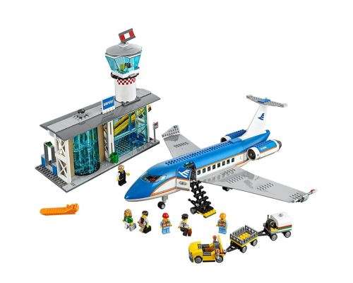 LEGO 60104 City Airport Airport Passenger Terminal (Discontinued by Manufacturer) Collectors Grail