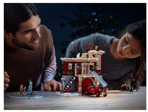 LEGO 10263 Creator Expert Winter Village Fire Station(Discontinued by Manufacturer 2018)Hard-to-find