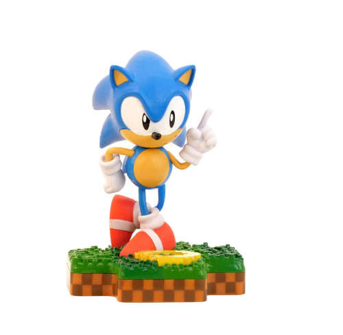 Team Sonic Racing & Sonic Totaku Figurine Gift Pack (PS4)Collectors Edition (Collectors Grail)