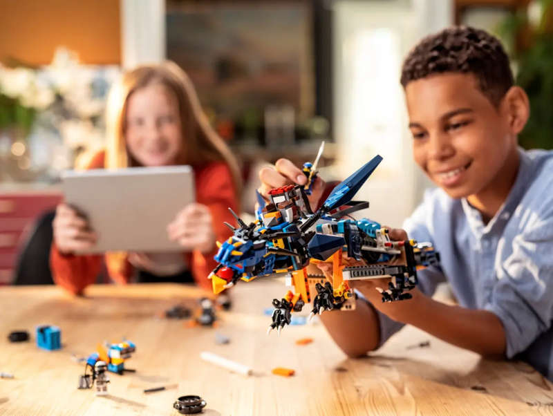 LEGO 17101 BOOST Creative Toolbox (Discontinued by Manufacturer)