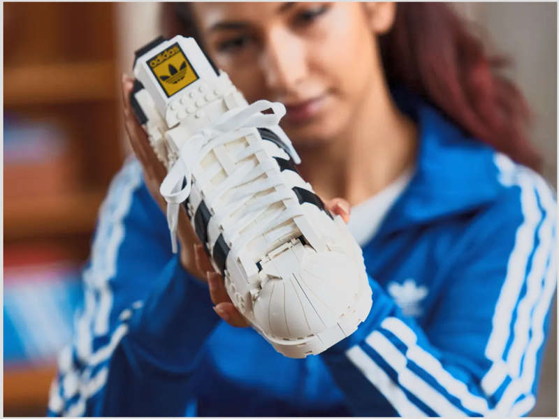 LEGO 10282 Adidas Originals Superstar (Discontinued by Manufacturer 2021) Collectors Grail