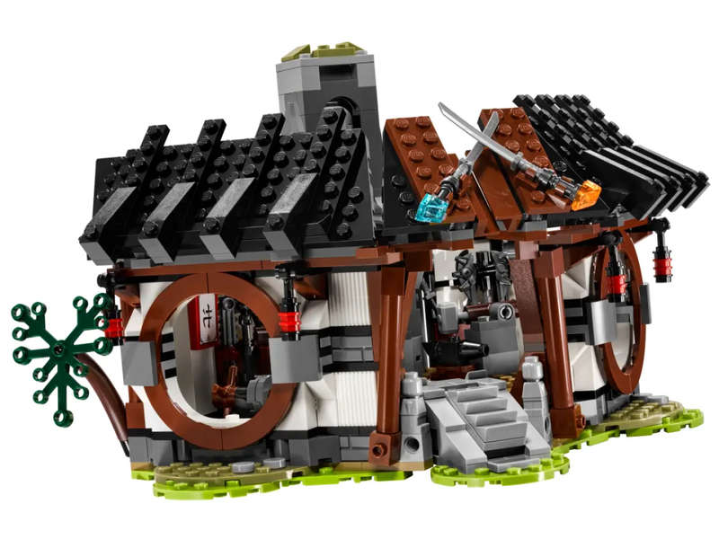 LEGO 70627 NINJAGO Dragon`s Forge (Discontinued by Manufacturer 2017) Very Rare
