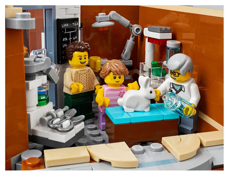 LEGO 10264 Creator Expert Corner Garage (Discontinued by Manufacturer 2019)