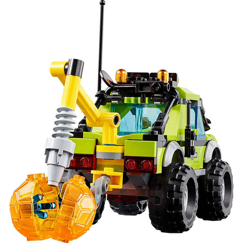 LEGO 60121  City Volcano Exploration Truck (Discontinued by Manufacturer 2016) Very Rare