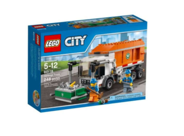 LEGO 60118 City Great Vehicles Garbage Truck (Discontinued by Manufacturer 2016) Ultra-rare find