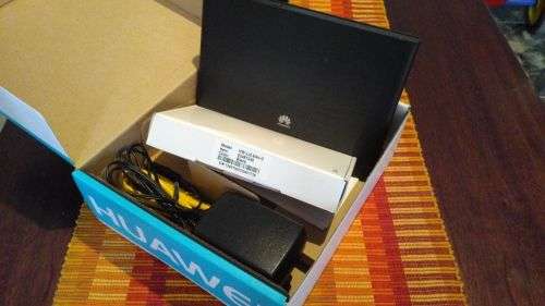 Huawei B315 Router (Boxed - Incl. Battery, Antennas, LAN and Power Supply)