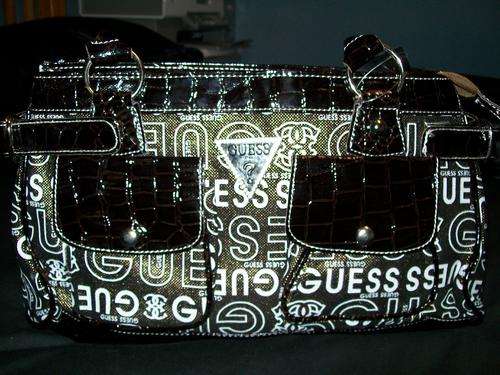 Guess Handbag (Stylish brown-black designer handbag)