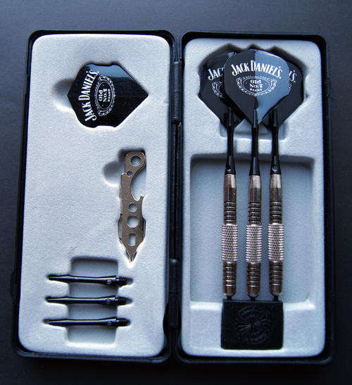 JACK DANIELS DARTS MINT IN CASE