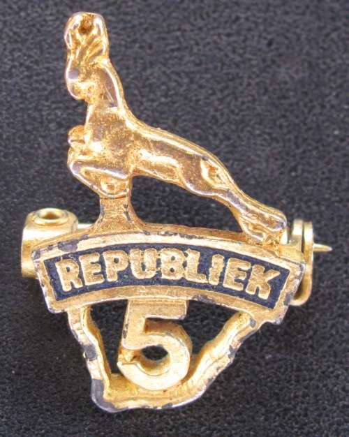 COMMEMORATION OF SOUTH AFRICA REPUBLIC FIVE YEARS BADGE